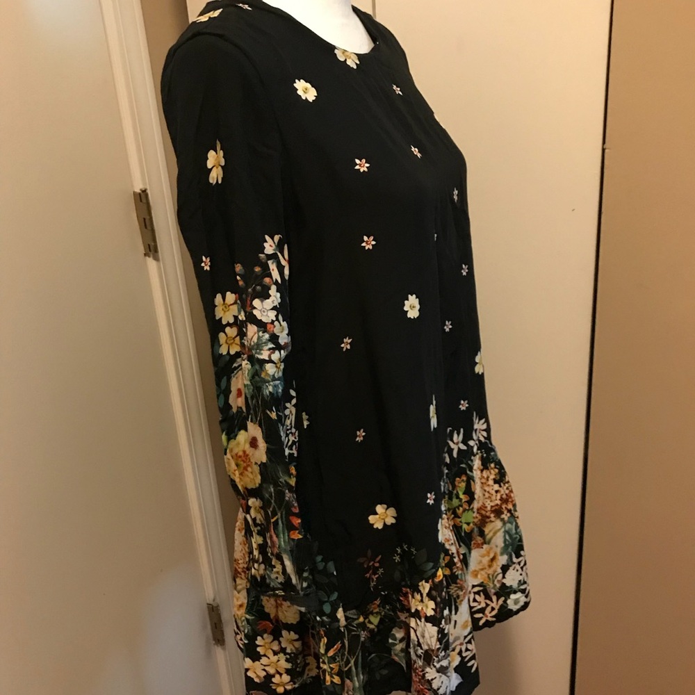 NWT QED London Romper